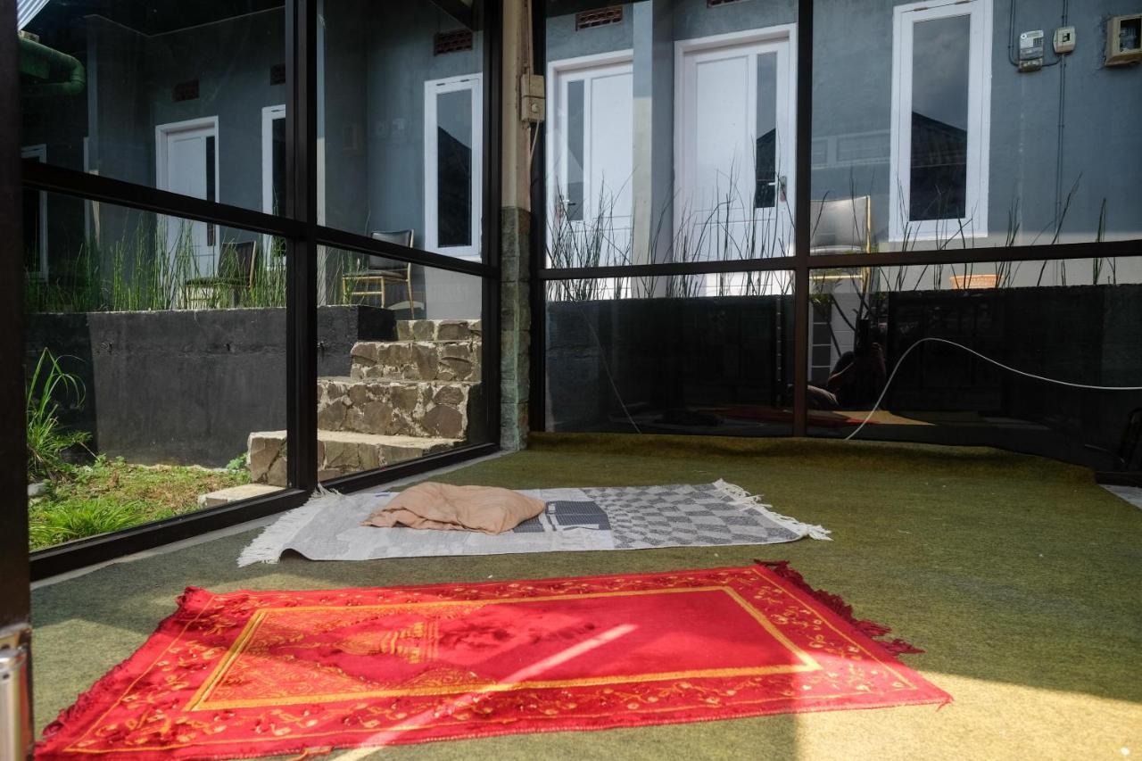 Reddoorz Syariah @ Jalan Dieng Wonosobo 2 Garung Exteriör bild
