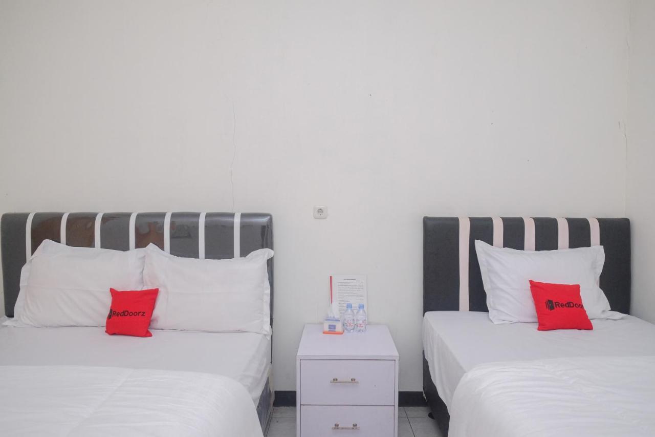Reddoorz Syariah @ Jalan Dieng Wonosobo 2 Garung Exteriör bild