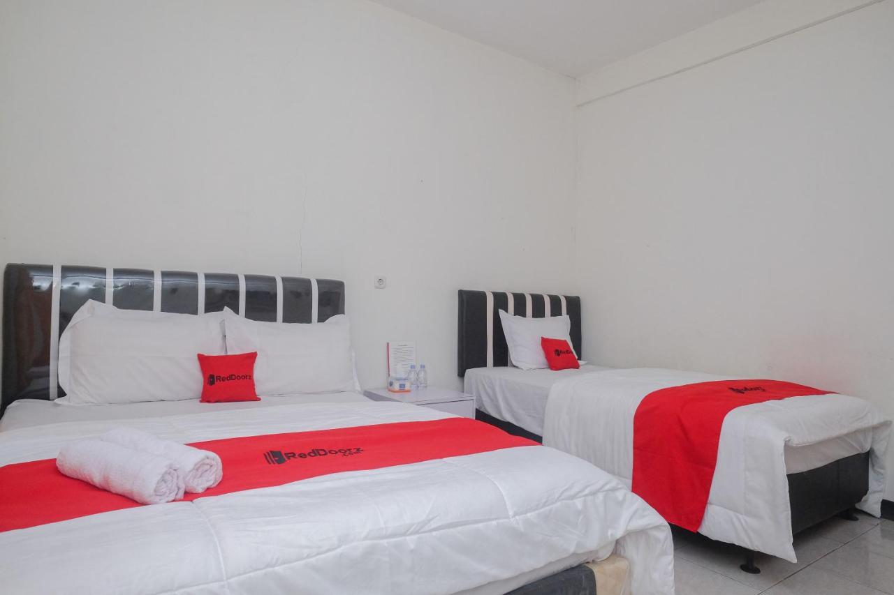Reddoorz Syariah @ Jalan Dieng Wonosobo 2 Garung Exteriör bild